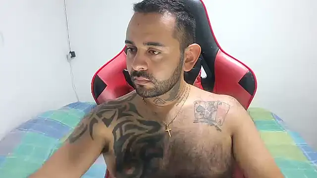 TeddyGominola  online show from 02-02-25, 03:28