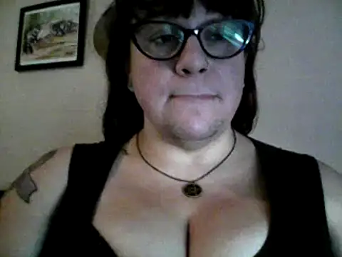 GothyBaby online show from 12-30-24, 07:21