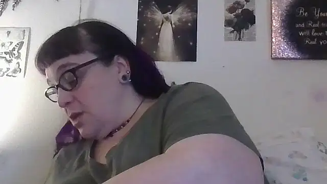 GothyBaby online show from 02-22-26, 06:17