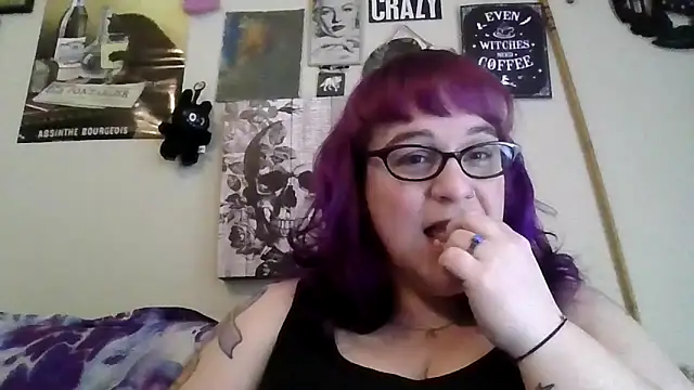 GothyBaby online show from 06-12-26, 06:18