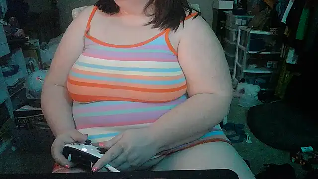 Snapshot of atlwebbie75 chatting on 05-08-26, 08:52 atlwebbie75 online show from 05-08-26, 08:52