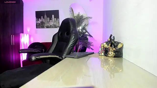 Amaia Bushida online show from 10-09-25, 02:09