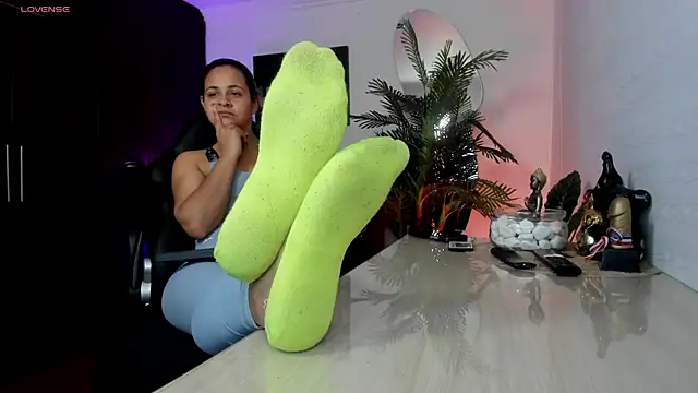 Amaia Bushida online show from 10-21-25, 03:07