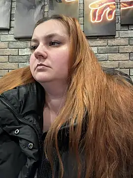 CandyShoopp online show from 12-14-25, 07:07