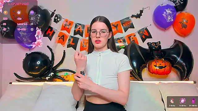 AriellaTesk online show from 10-30-25, 03:30