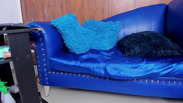 Mature Skinny online show from 01-18-25, 03:59