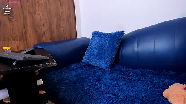 Mature Skinny online show from 05-21-26, 12:01