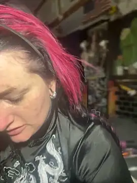 Snapshot of 1-800-FUCKYOU chatting on 12-08-24, 03:43 1-800-FUCKYOU online show from 12-08-24, 03:43