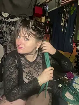 Snapshot of 1-800-FUCKYOU chatting on 03-23-25, 02:15 1-800-FUCKYOU online show from 03-23-25, 02:15