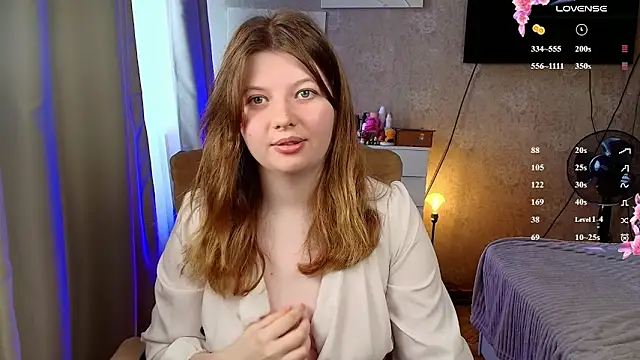 Vivian cutie online show from 05-16-26, 10:47