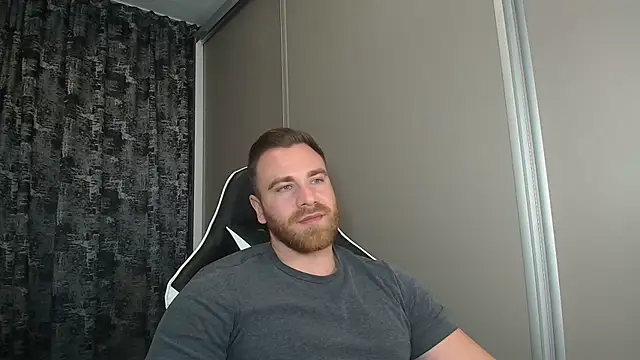 Thori92 online show from 11-14-25, 06:50