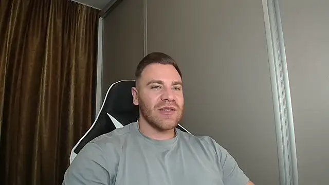 Thori92 online show from 12-19-25, 05:53