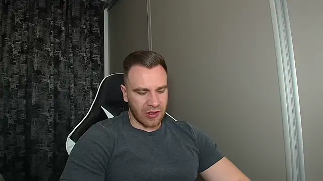 Thori92 online show from 03-12-26, 05:52