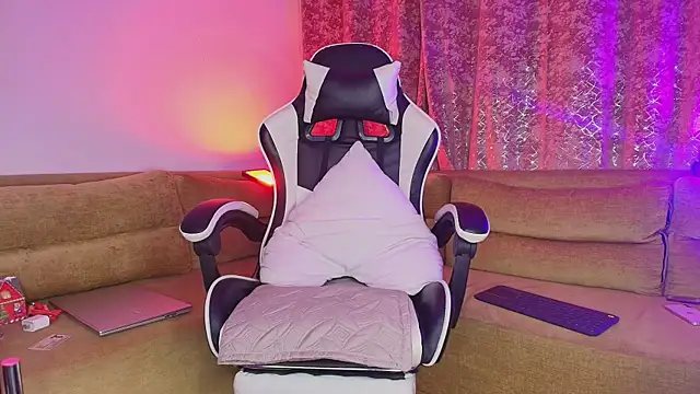 JacoboSwam online show from 12-16-25, 09:36