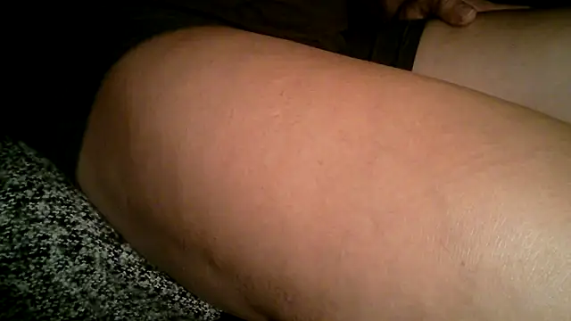 Snapshot of fusskuss2710 chatting on 03-14-25, 10:38 fusskuss2710 online show from 03-14-25, 10:38