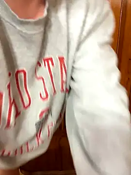 Lizzyloo online show from 11-18-25, 11:15