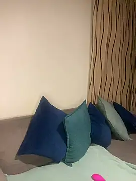 Snapshot of PETITE_NAOMI chatting on 02-10-25, 06:56 PETITE NAOMI online show from 02-10-25, 06:56