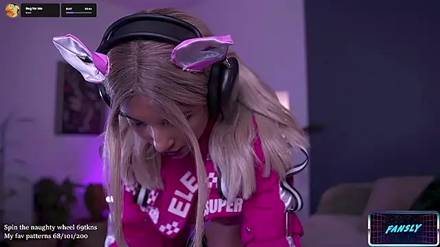 LucyAllenX online show from 10-09-25, 07:23