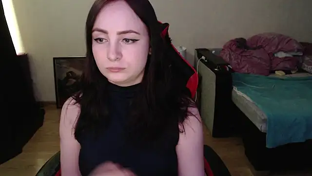 Laralianna online show from 04-14-26, 01:39