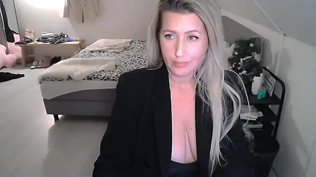 TessToy online show from 12-10-24, 05:55