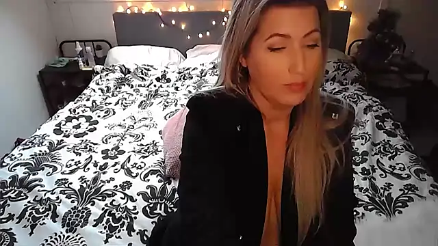 TessToy online show from 01-16-25, 11:26