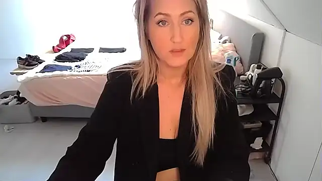 TessToy online show from 02-18-25, 11:33