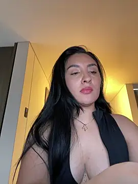 Snapshot of AnushaKumari chatting on 03-16-26, 06:45 AnushaKumari online show from 03-16-26, 06:45