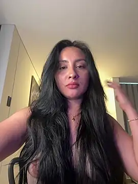 Snapshot of AnushaKumari chatting on 04-16-26, 10:01 AnushaKumari online show from 04-16-26, 10:01