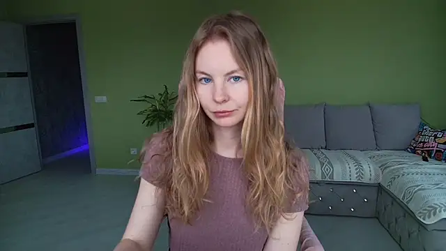 Cuddle Cat online show from 04-22-26, 07:33