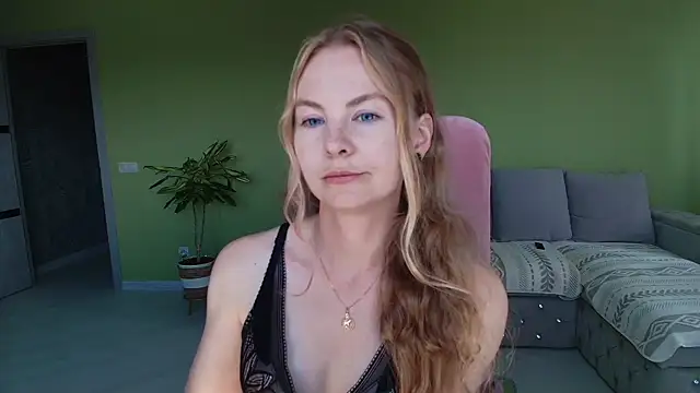 Cuddle Cat online show from 07-12-26, 01:35