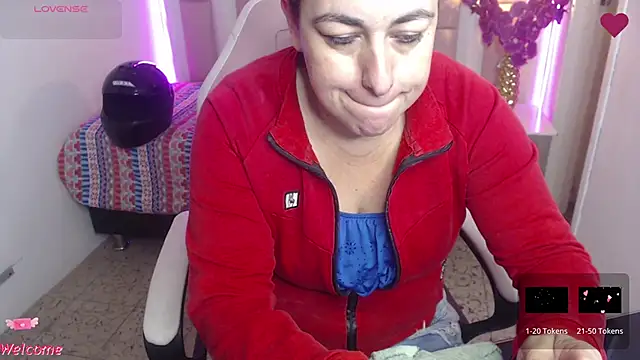 Barbiegomez online show from 12-13-24, 10:51