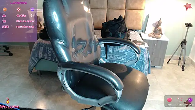 Barbiegomez online show from 02-05-25, 10:41