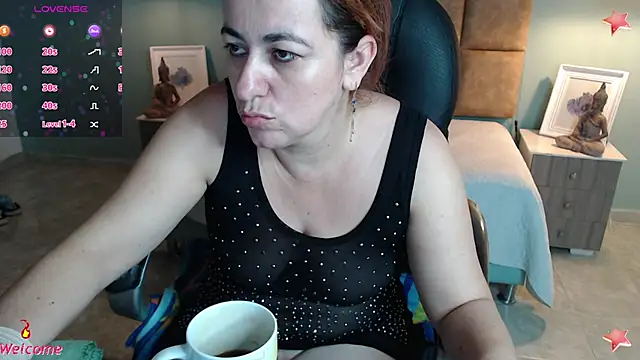 Barbiegomez online show from 02-19-25, 03:28