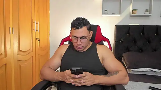 tyler hank01 online show from 03-29-26, 07:25