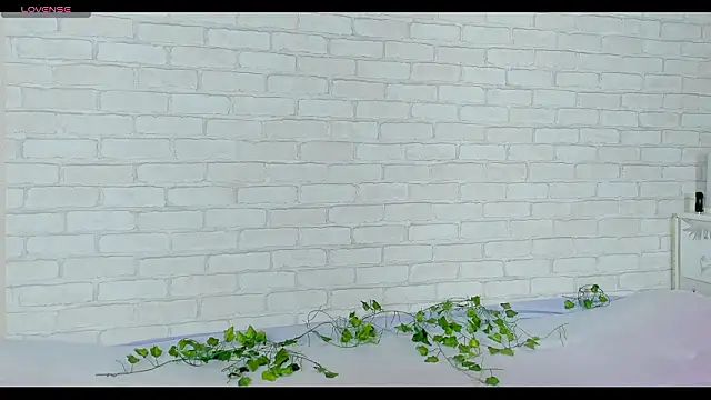 LinaKenny online show from 01-14-26, 02:12