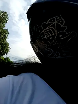 Monseratte21 online show from 12-14-25, 01:16