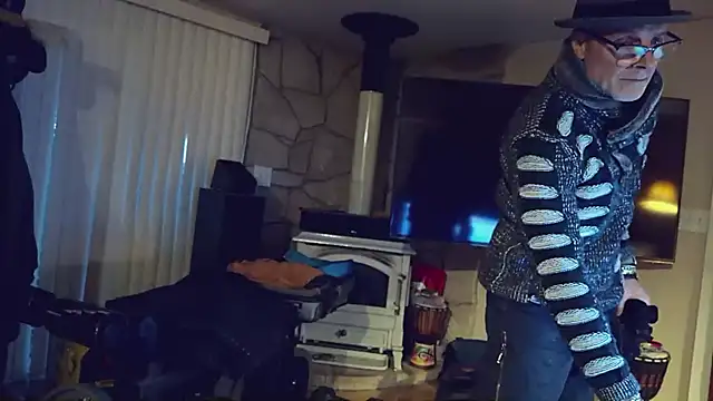 MoonDancer online show from 12-02-25, 01:00