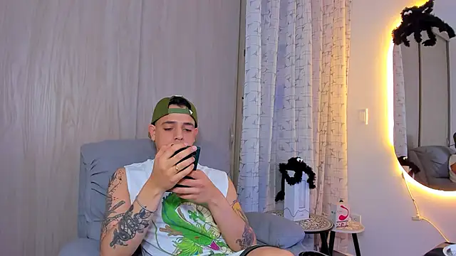 alejandro calderon1 online show from 10-27-25, 04:27