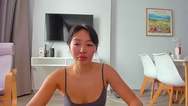 keiko hot online show from 12-15-25, 02:05