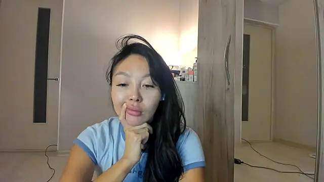 keiko hot online show from 04-16-26, 01:50