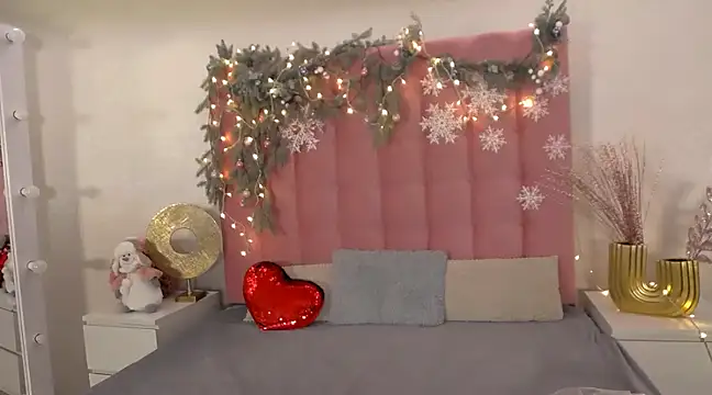 Edenne online show from 12-20-24, 01:11