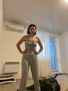 Edenne online show from 12-22-24, 06:49