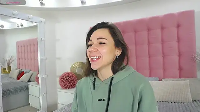 Edenne online show from 02-27-25, 07:34