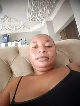 Candylious87 online show from 12-20-25, 01:40