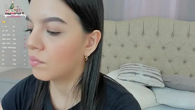 Snapshot of Beautyari_ chatting on 01-07-25, 12:09 Beautyari online show from 01-07-25, 12:09