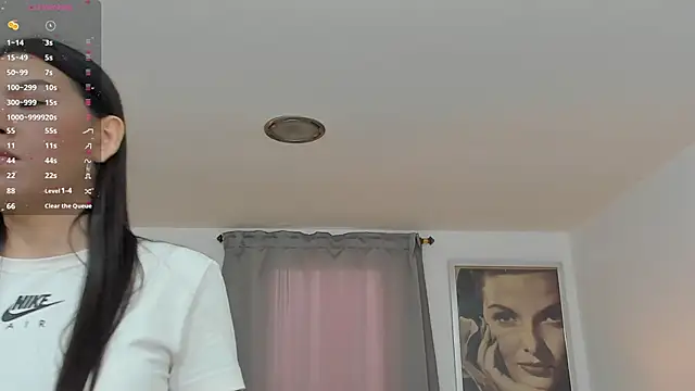 Snapshot of Beautyari_ chatting on 02-07-25, 12:28 Beautyari online show from 02-07-25, 12:28