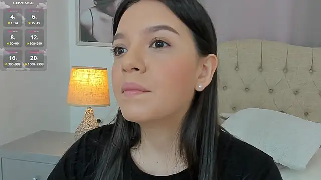Snapshot of Beautyari_ chatting on 03-10-25, 12:15 Beautyari online show from 03-10-25, 12:15