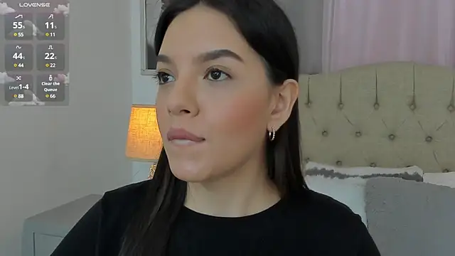 Snapshot of Beautyari_ chatting on 03-19-25, 12:23 Beautyari online show from 03-19-25, 12:23