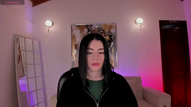 Snapshot of JennaOlsonX chatting on 10-11-25, 11:20 JennaOlsonX online show from 10-11-25, 11:20