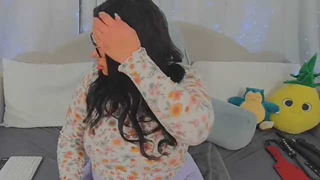 MeghanXO online show from 03-17-26, 01:36